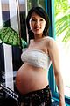 80px-Pregnant_asian_woman(1)