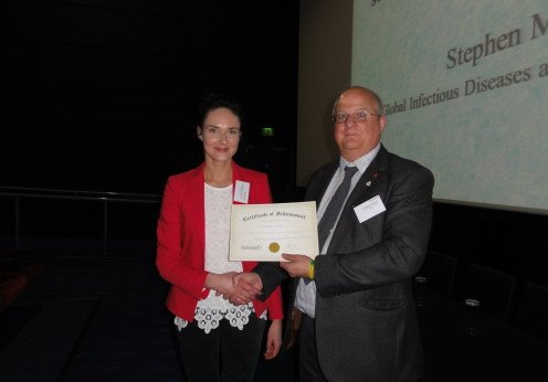 Poster prize winner Dr Aleksandra Glowacka (Institute of Biochemistry and Biophysics of the Polish Academy of Sciences, Warsaw, Poland) and Dr Stephen Mortlock (O2 Solutions, London, UK)